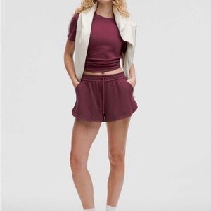 Lululemon soft Jersey women’s shorts